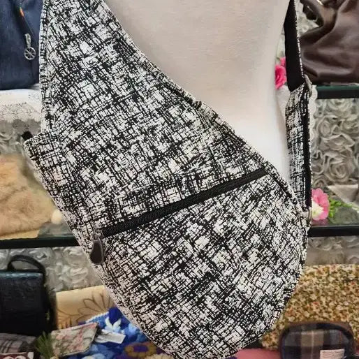 [BUNJANG] Healthy Back Bag Teardrop Bag / HEALTHY BACK BAG 물방울 백 (남녀공용)