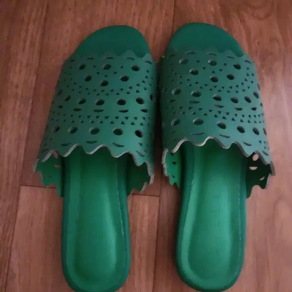 [BUNJANG] Punching Detail Leather Slippers / 펀칭슬리퍼
