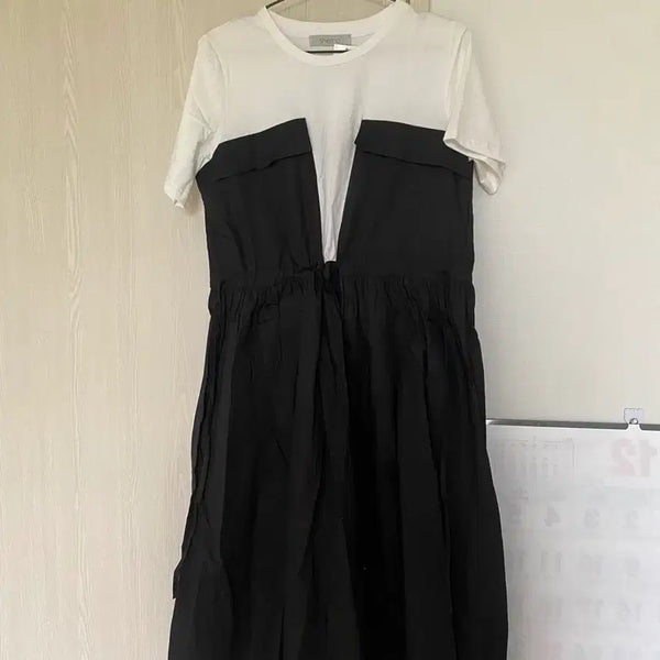[BUNJANG] Black and White Color Block Long Dress / 블랙 화이트 배색 원피스 77까지