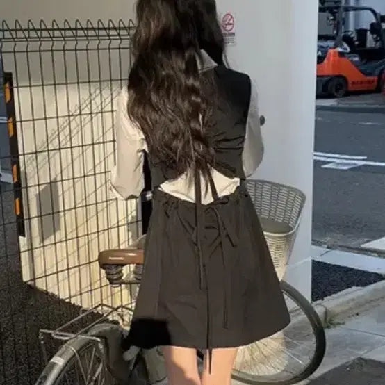 [BUNJANG] Aniewaymore Lean Backstrap Mini Dress / 애니원모어 리앤 백스트랩 미니 원피스