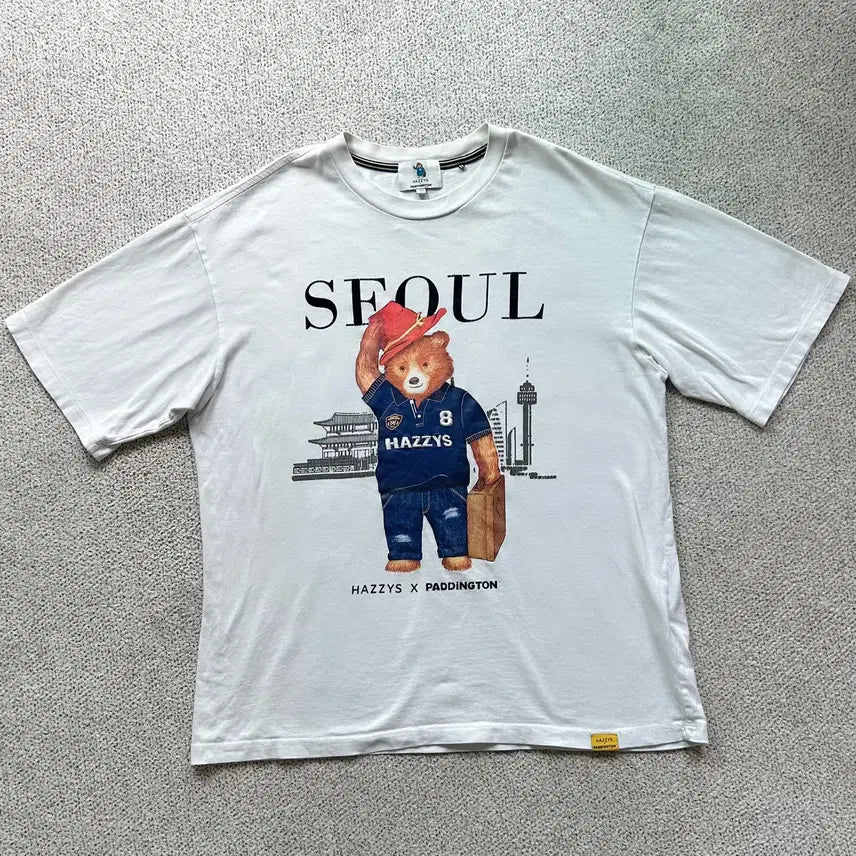 [BUNJANG] Hazzys x Paddington Seoul White T-Shirt L / 헤지스 X 패딩턴 서울 화이트 반팔티 100 L
