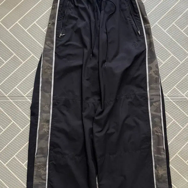 [BUNJANG] Polituru 1011 Nylon Track Pants Side Camo Black First Edition / 4) 폴리테루 1011 나일론 트랙 팬츠 사이드 카모 블랙 초판