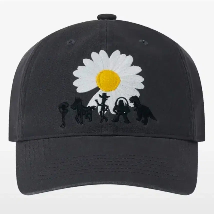 [BUNJANG] PEACEMINUSONE x Toy Story Collaboration Daisy Embroidered Baseball Cap Black / 피스마이너스원 지드래곤 토이스토리 콜라보 모자 블랙