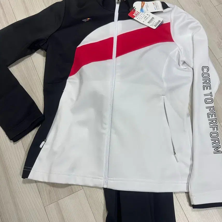 [BUNJANG] Vitro Sport Training Set / 비트로 스포츠 트레이닝복 세트