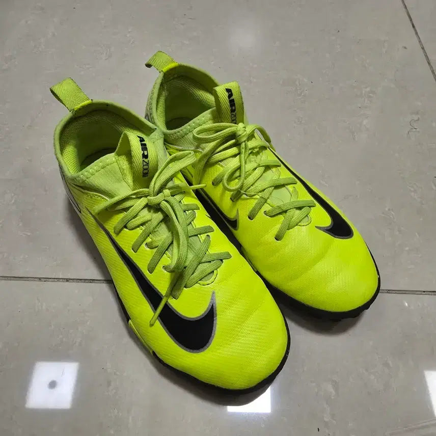 [BUNJANG] Nike Futsal Shoes / 나이키 풋살화 210