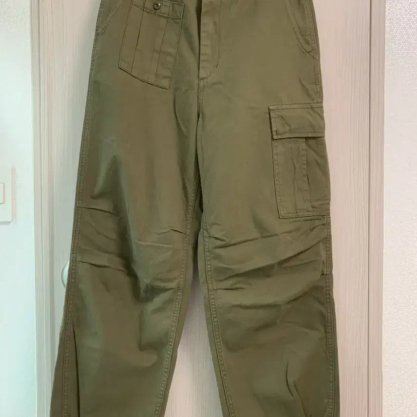 [BUNJANG] The Barnet Desert Cargo Pants Khaki Women / 더바넷 데저트 카고 팬츠 카키 우먼