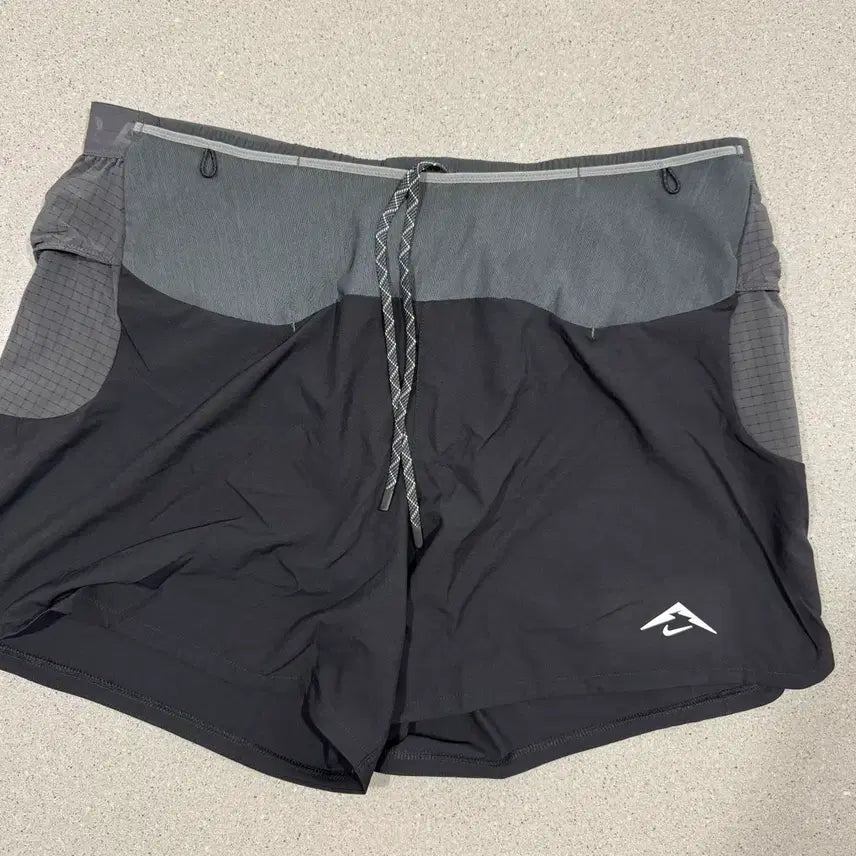 [BUNJANG] Nike Trail Sunrise 5-Inch Dri-FIT Shorts / 나이키 트레일 선라이즈 5인치 드라이핏