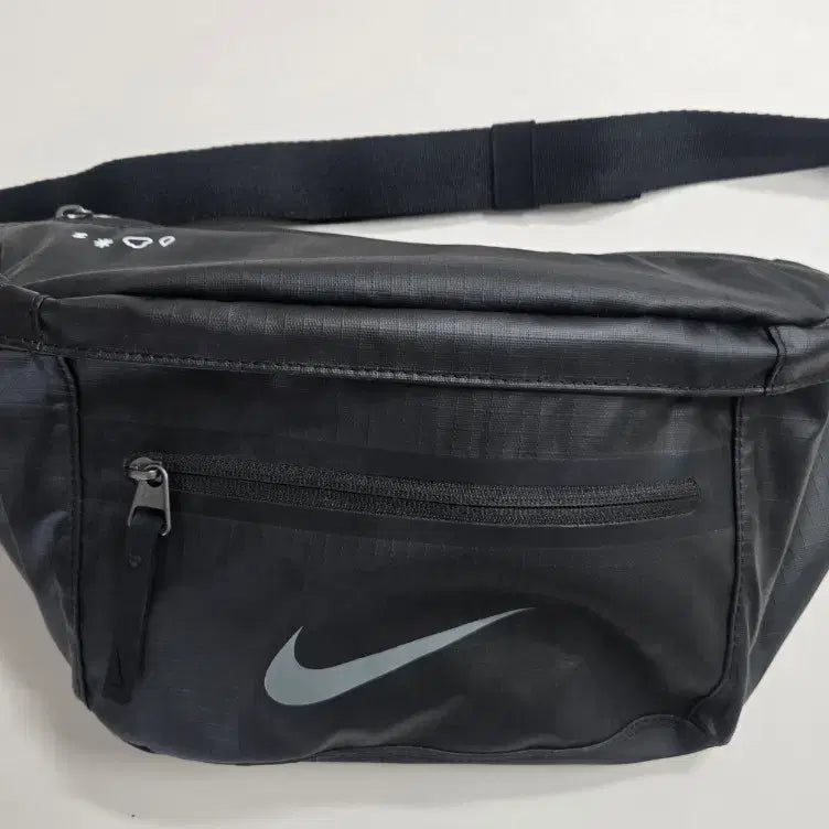[BUNJANG] Nike Elemental Winterized Fanny Pack 8L / 나이키 엘리멘탈 윈터라이즈드 패니팩8L