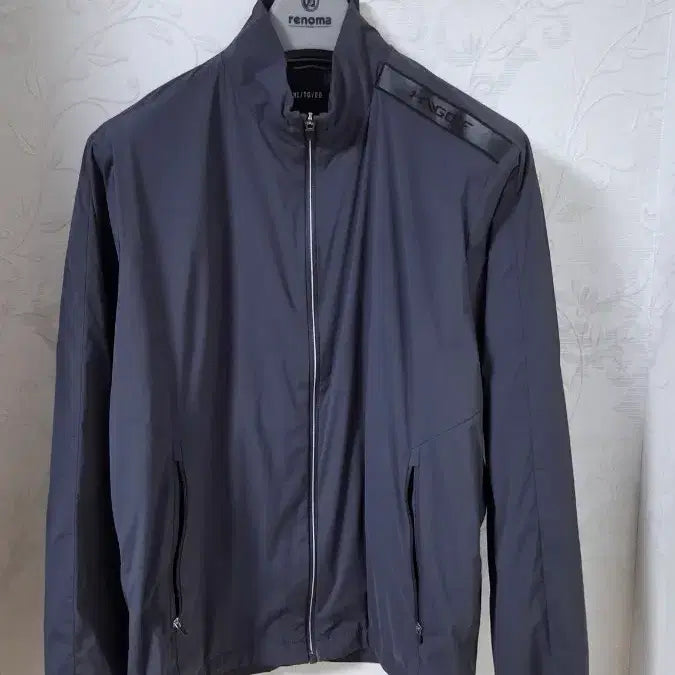 [BUNJANG] Under Armour Golf Lightweight Windbreaker Jacket / (24년식 105) 언더아머골프 경량 바람막이