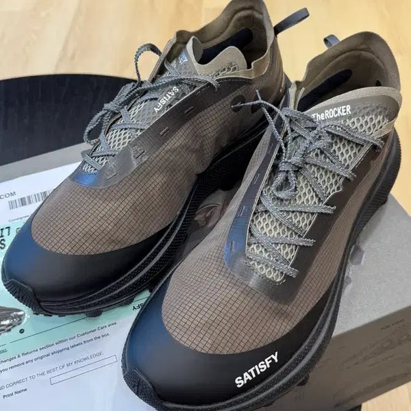 [BUNJANG] Satisfy The Locker Falcon Sneakers US 12 / [us12 / 300] 새티스파이 더 라커 / 팔콘