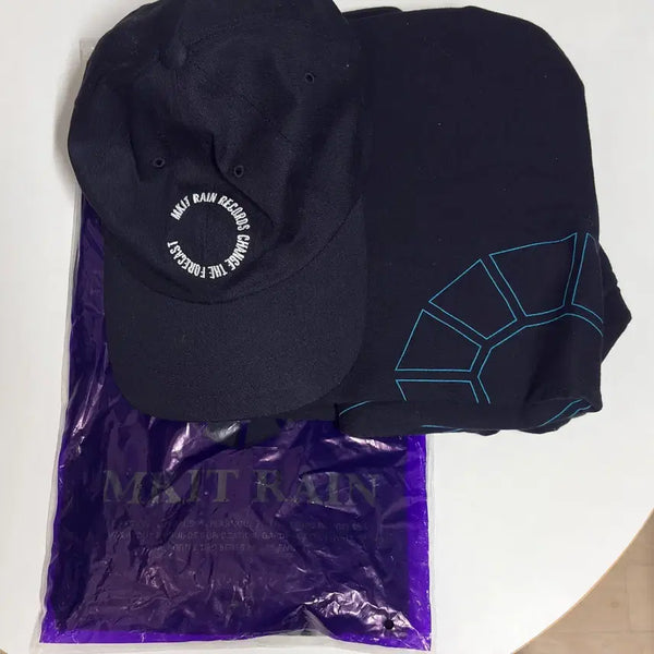 [BUNJANG] Mkit Rain T-Shirt & Ball Cap Bundle Set / 메킷레인 티셔츠&볼캡 일괄판매