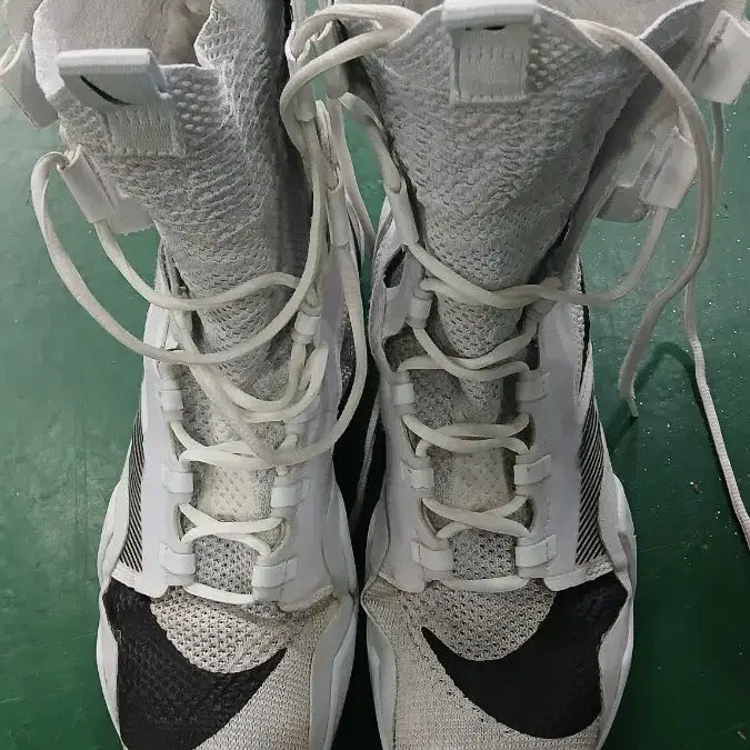 [BUNJANG] Nike Boxing Shoes White/Black Size 290 / 나이키 복싱화 화이트/블랙 290