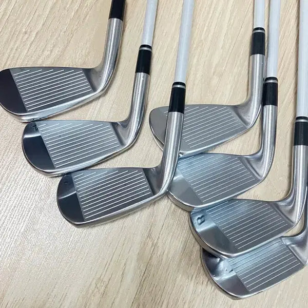 [BUNJANG] PRGR IDubuki Graphite Iron Set (4-P) / PRGR ID 후부키 그라파이트아이언(4-p)