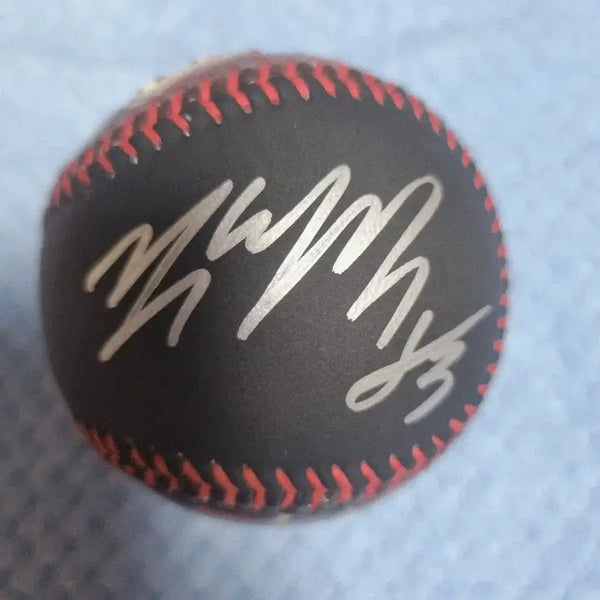 [BUNJANG] Kim Min Hyuk Autographed Baseball / 김민혁 사인볼 원가분양