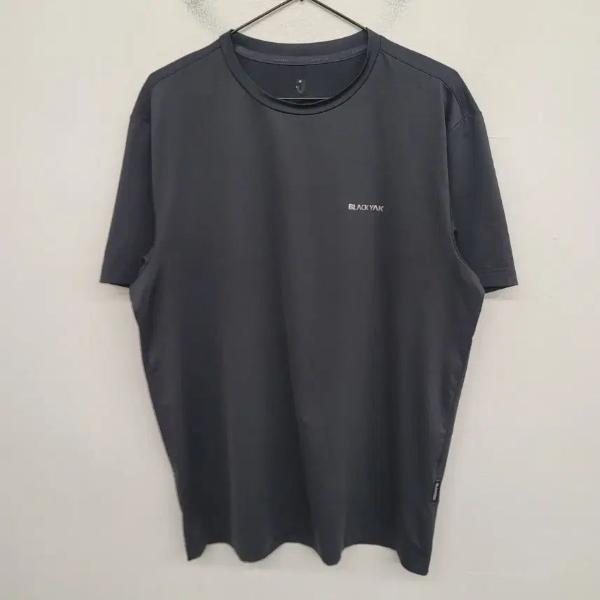 [BUNJANG] Black Yak Functional Short-Sleeve T-Shirt (Size L) / [100/L] 블랙야크 기능성 반팔티 티셔츠