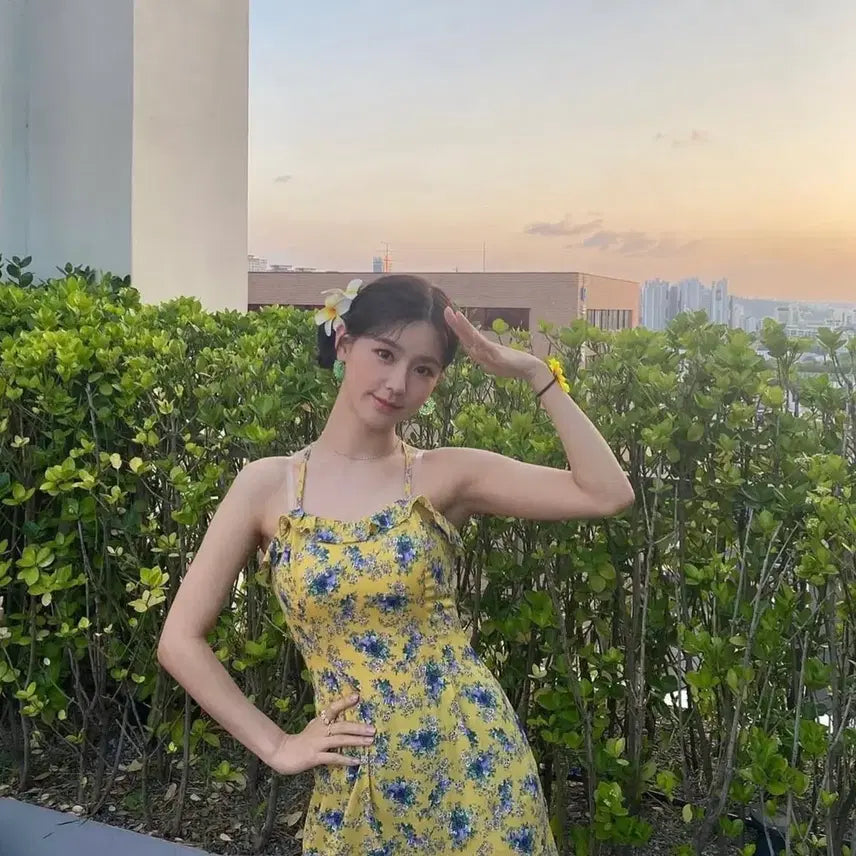 [BUNJANG] ODD ONE OUT Flower Dress S New / 오드원아웃 플라워 원피스 S 새상품