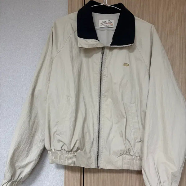 [BUNJANG] Tiladye High Neck Bomber Jumper Beige / 틸아이다이 하이넥 봄버 점퍼 베이지