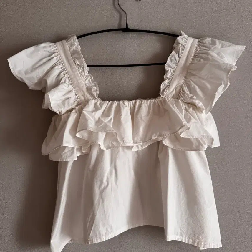 [BUNJANG] Thetis Frill Blouse White / 더티스 프릴 블라우스 MM 화이트