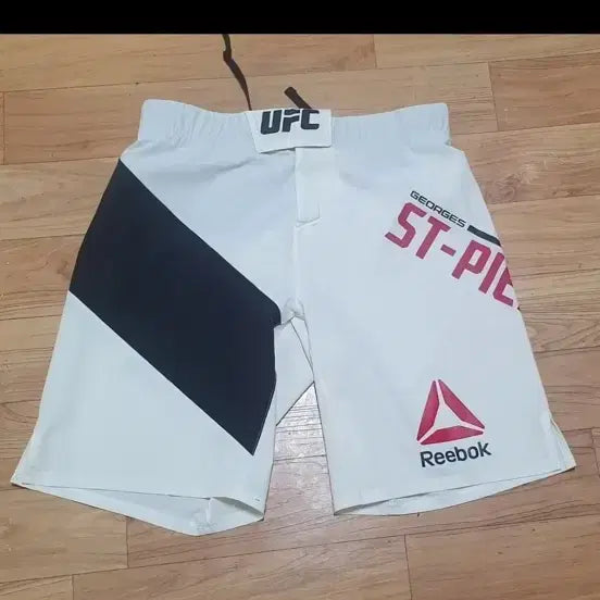 [BUNJANG] Reebok UFC Georges St-Pierre Fight Shorts / 리복 UFC 조르주 생피에르 파이트 쇼츠