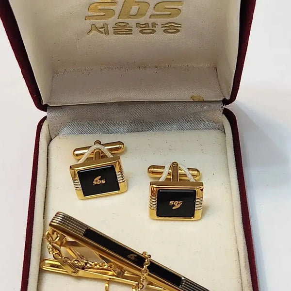 [BUNJANG] SBS Logo Gold Tie Clip and Cufflink Set / SBS 서울방송 금장 넥타이핀 커프스 세트
