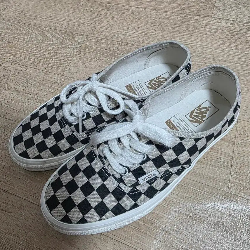 [BUNJANG] Vans Authentic Eco Theory Checkerboard Black Sneakers / [245] 반스 어센틱 에코 띠어리 체커보드 블랙