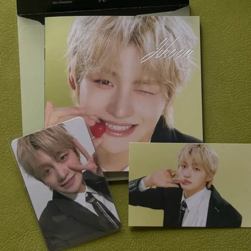 [BUNJANG] TWS (To You With Love) No. 1 'Sparkling Blue' Blush Album (Jihoon) - Unsealed / TWS 투어스 Blush 개봉앨범 (지훈)