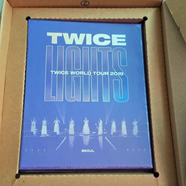 [BUNJANG] TWICE TWICELIGHTS In Seoul 2019 Concert Blu-ray (Sealed) / 미개봉)트와이스 콘서트 블루레이 2019(TWICELIGHTS)