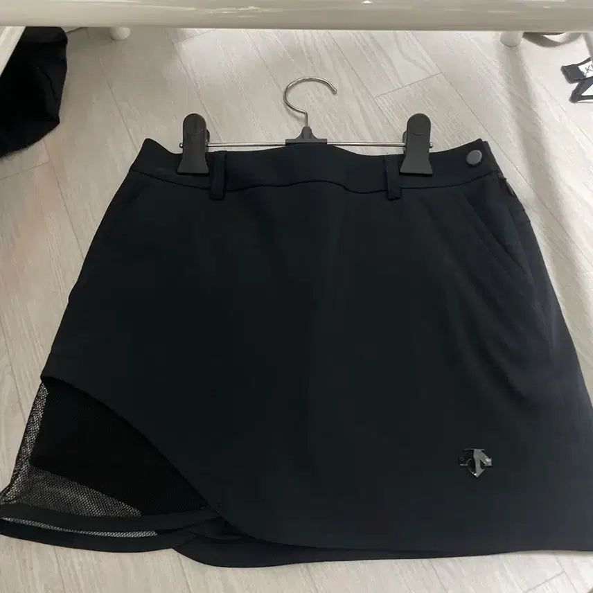 [BUNJANG] Descente Golf Skirt / 데상트 골프스커트