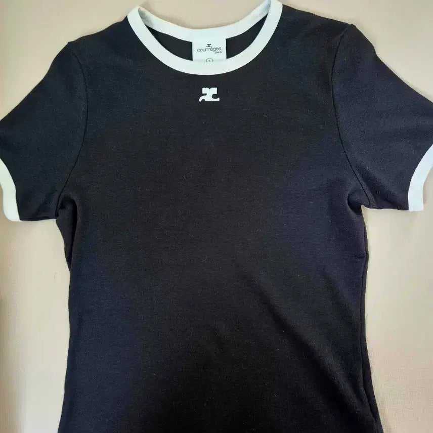 [BUNJANG] Courreges Short Sleeve T-Shirt Black Size S / <꾸레쥬 반팔티 블랙 S사이즈>