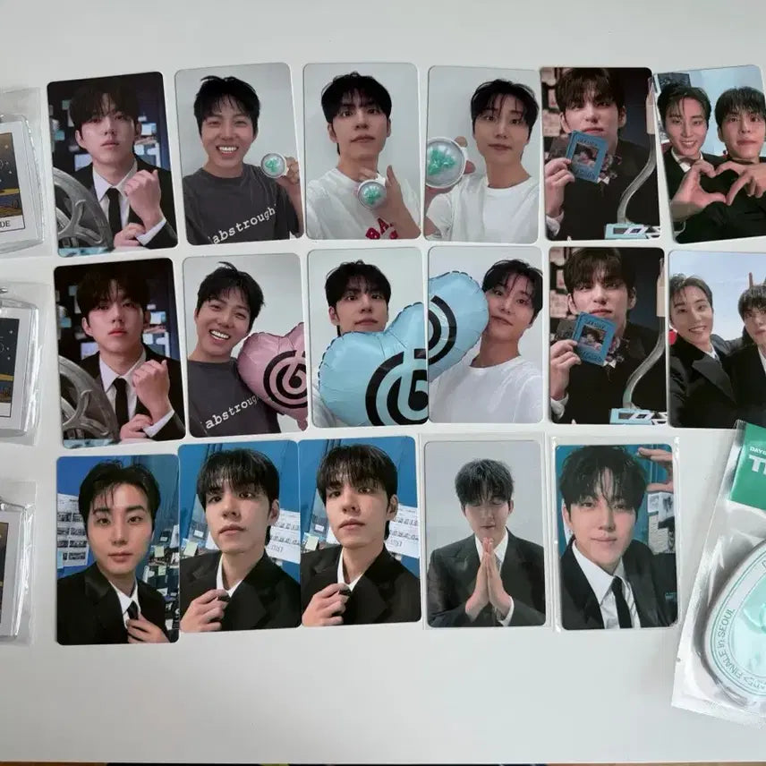 [BUNJANG] DAY6 Young K, Wonpil, Dowoon DEcimate First Entrance Photocard, Trading Card, Keyring Bundle Set / 데이식스 영현,원필,도운 데케이트 첫중 입장포카 트레카 키링 일괄