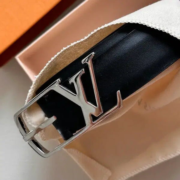[BUNJANG] Louis Vuitton LV Initiales 40mm Reversible Belt / 루이비통 남성벨트LV Initiales 40mm Reversible Be