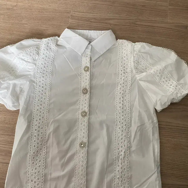 [BUNJANG] White Lace Trim Pearl Button Blouse / 흰색 블라우스 레이스 배색 진주 단추