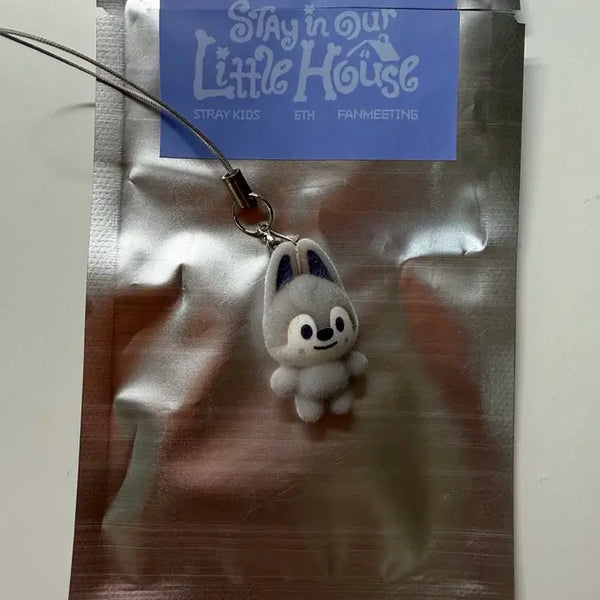 [BUNJANG] Stray Kids SKZOO Secret Mini Charm Wolf Chan / 스트레이키즈 스키주 시크릿 미니참 울프찬