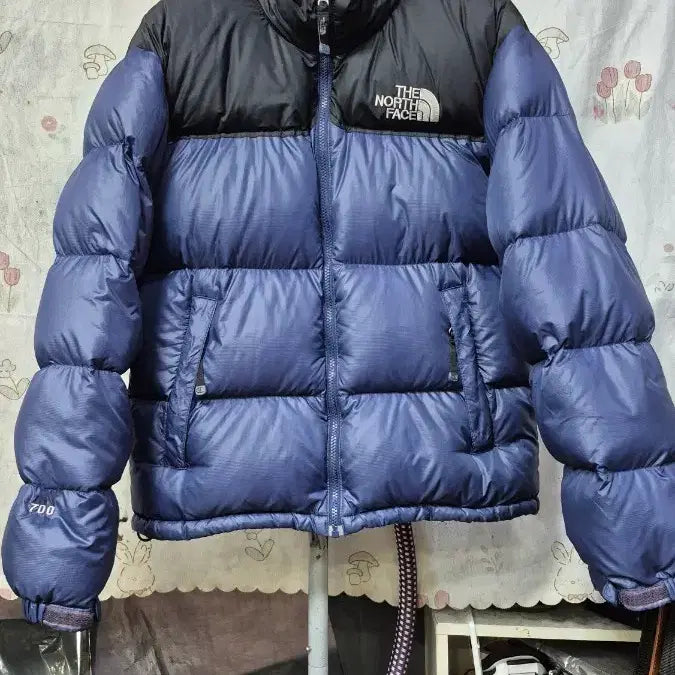 [BUNJANG] The North Face 700 Fill Goose Down NUPTSE Puffer Jacket (Hidden Hood) / 노스페이스   필700   눕시  (후드.내장형) 구스다운  패딩