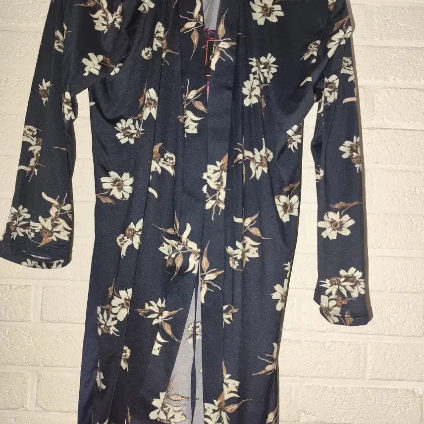 [BUNJANG] Floral Pattern Long Cardigan & Pants Set Pajamas / 새상품) 플로럴 패턴 롱 가디건 & 팬츠 세트 슬립 잠옷 파자마
