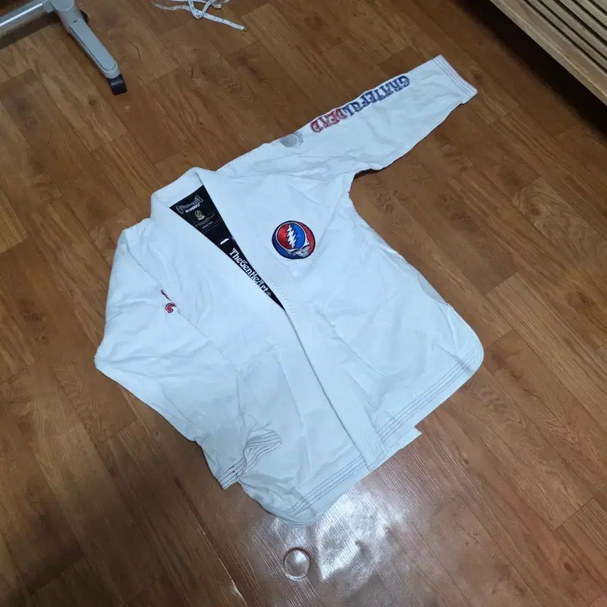 [BUNJANG] Hyperfly x Grateful Dead Jiu Jitsu Gi (A2) / 하이퍼플라이X그레이트풀데드 (A2)