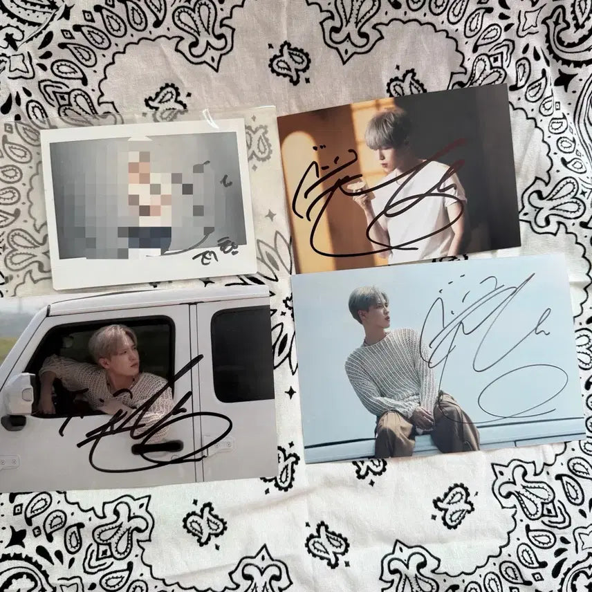 [BUNJANG] Kim Jae Hwan x Uneak Signed Polaroid Photo / 김재환 얼킨 구매 추첨 친필 사인폴라로이드 판매해요