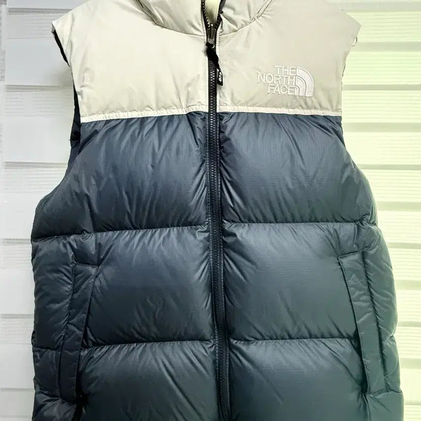 [BUNJANG] The North Face 1996 Retro Eco Nupse Vest Puffer Steel Grey / 노스페이스 1996 레트로 에코 눕시 베스트 조끼패딩 스틸그레이