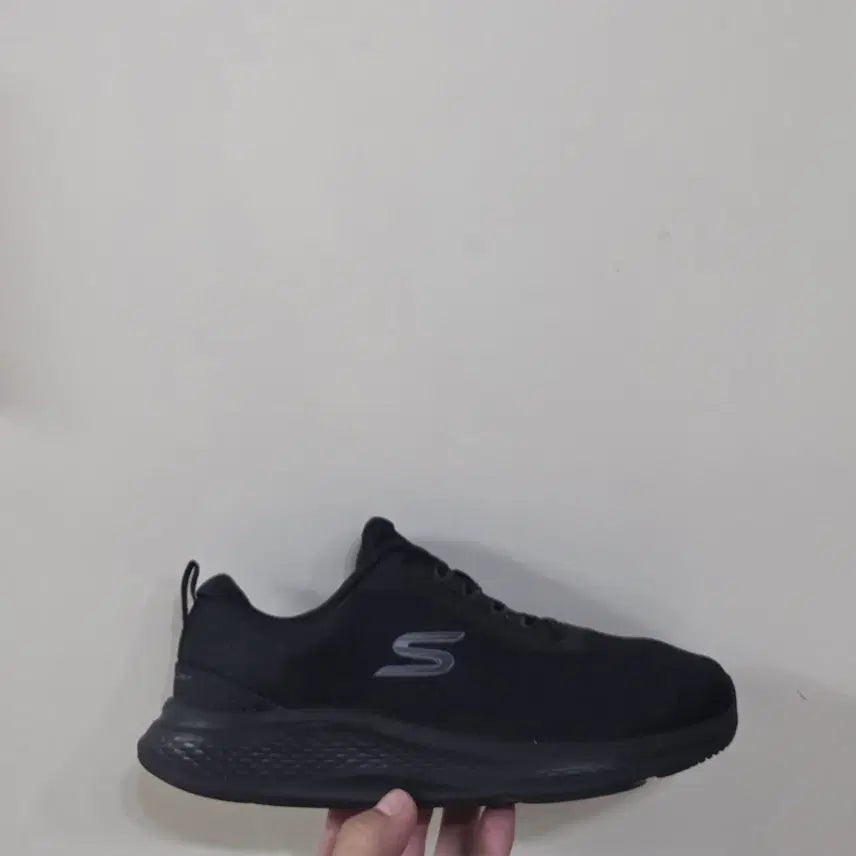 [BUNJANG] Skechers Sketch-Lite Pro 2.0 Triple Black Sneakers / [245] 스케쳐스 스케치라이트 프로2.0 트리플블랙