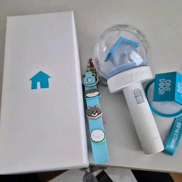 [BUNJANG] Wonder Stick & Ppanekdo Cheer Stick Strap Bundle Set / 원더스틱, 쁘넥도 응원봉 스트랩 일괄판매