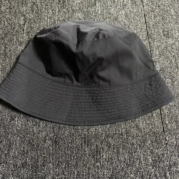 [BUNJANG] Uniform Bridge Bucket Hat Black / 유니폼브릿지 버켓