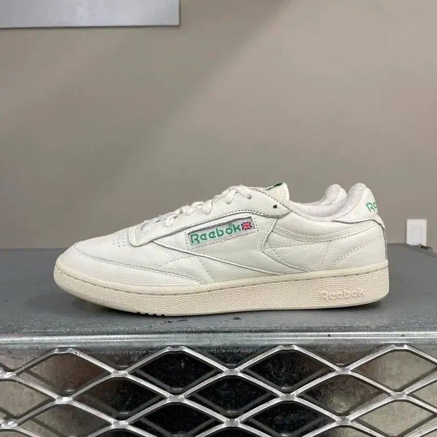 [BUNJANG] Reebok Club C 85 Vintage Shoes / 리복 클럽 C 85 빈티지 275