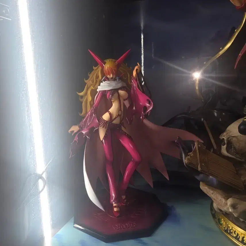 [BUNJANG] One Piece POP Sadie Figure / 원피스 POP 사디 피규어 팝니다