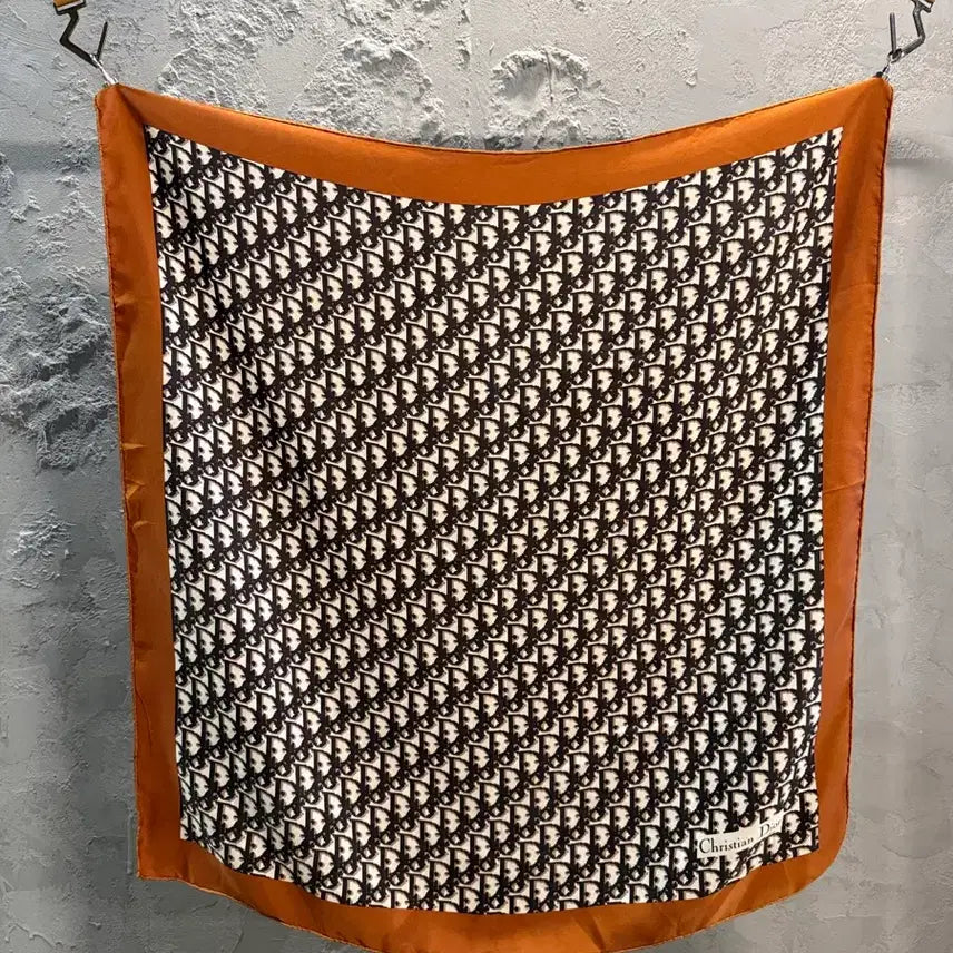 [BUNJANG] Christian Dior Oblique Monogram Silk Scarf Brown Orange / 디올DIOR 오블리크 모노그램 배색 실크 스카프 브라운오렌지