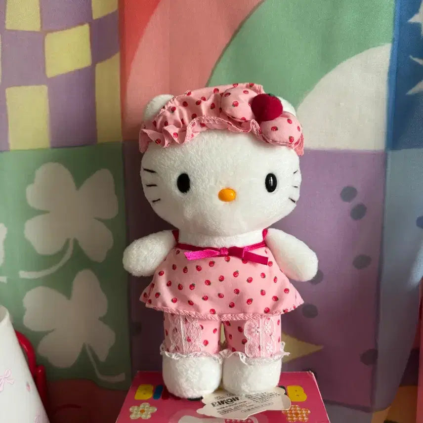 [BUNJANG] Sanrio Ichigo Pajamas / (무배)고전 이치고 파자마 키티