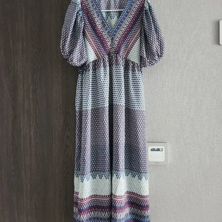 [BUNJANG] SOOS Pattern Long Dress (Size F) / 수스 패턴 롱 원피스 F