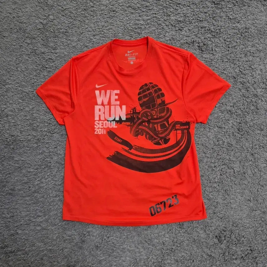[BUNJANG] Nike 2011 We Run Seoul Marathon Short Sleeve T-Shirt Dry-Fit Size L / L)나이키 2011 위런서울 마라톤 대회 반팔 티셔츠러닝 드라이핏 100