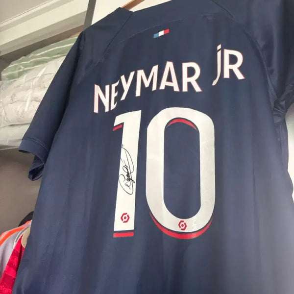 [BUNJANG] Neymar Signed Jersey / 네이마르 사인 유니폼