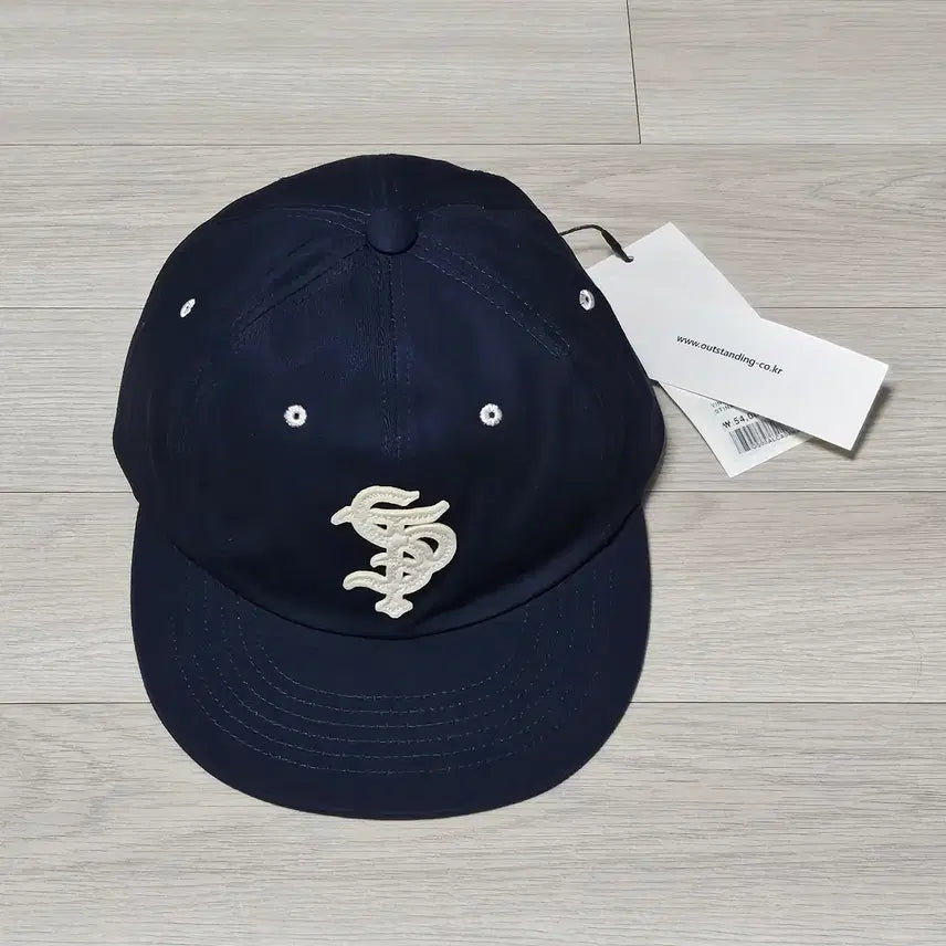 [BUNJANG] Outstanding Vintage Cotton Ball Cap Navy / 아웃스탠딩 빈티지 코튼 볼캡 모자 네이비