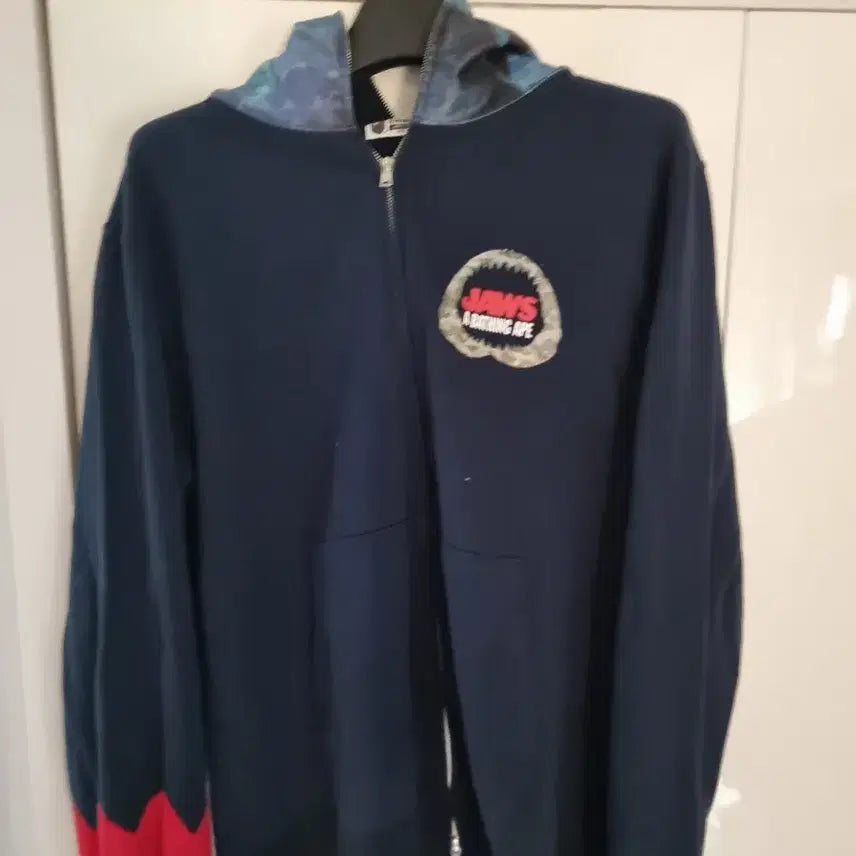 [BUNJANG] BAPE Jaws Collaboration Shark Hoodie / 베이프 죠스 콜라보 샤크후드